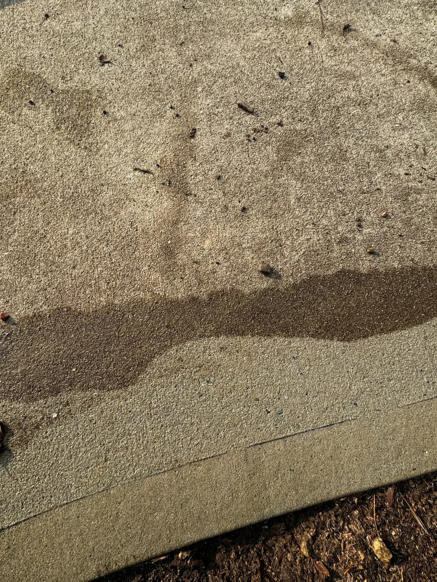 Concrete cleaning – driveway fully restored